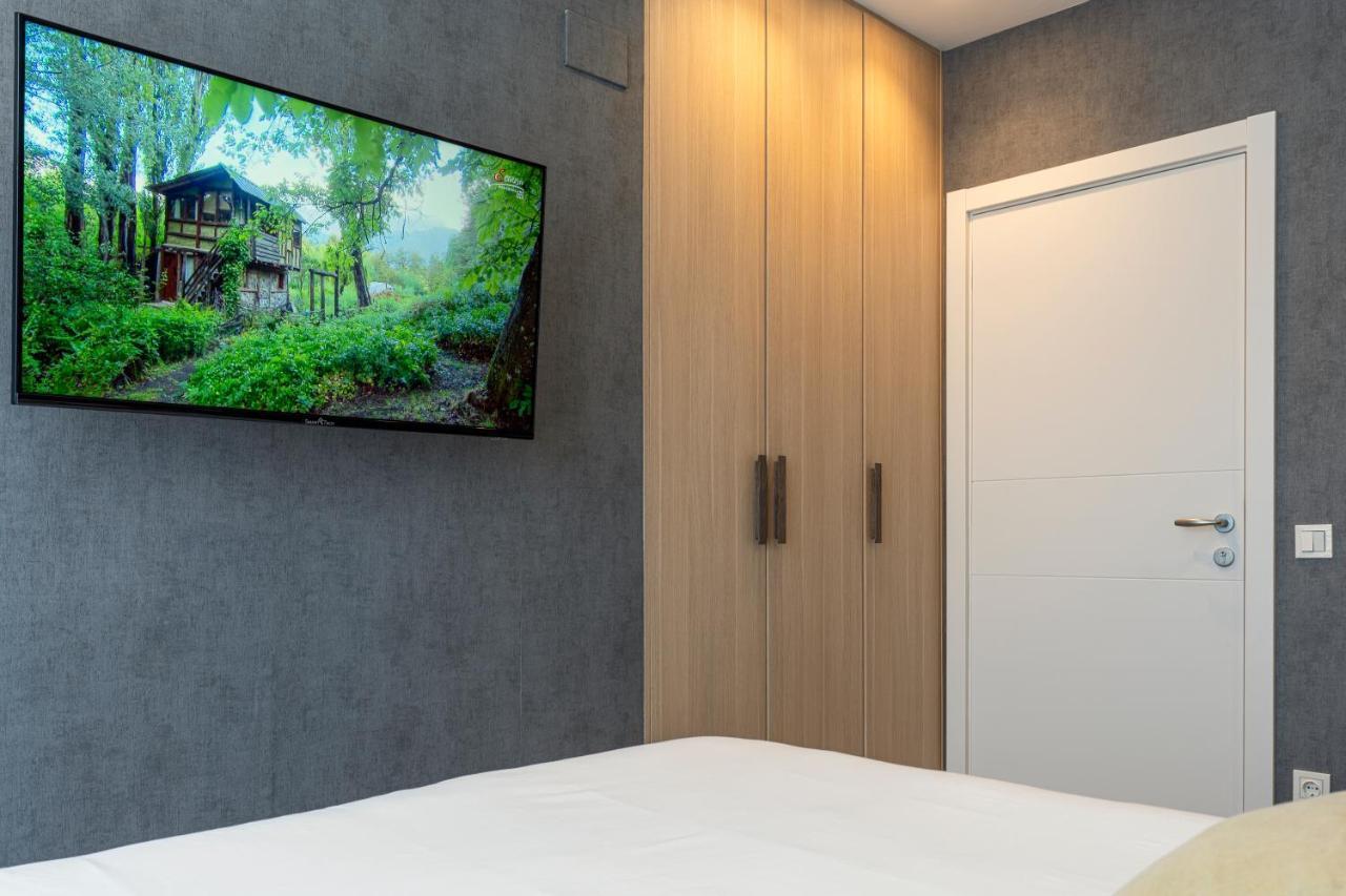 Big 4 Rooms In A Centric Home Parking Included سان سيباستيان المظهر الخارجي الصورة