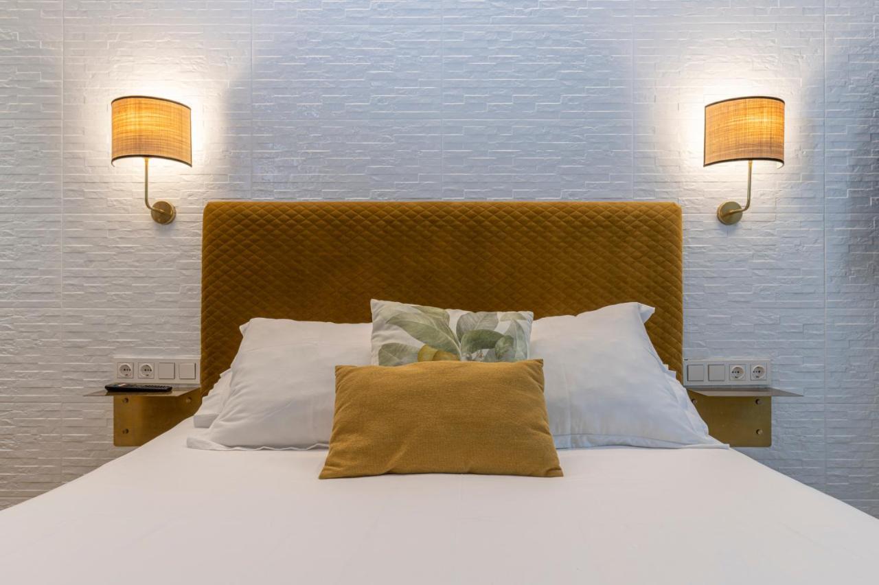 Big 4 Rooms In A Centric Home Parking Included سان سيباستيان المظهر الخارجي الصورة